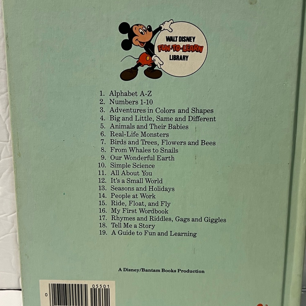 Walt Disney Fun Learn Library Volume 1 Alphabet A-Z Illustrated Hardcover - Picture 2 of 9